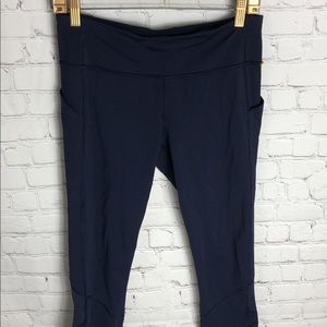 Cropped lululemon navy leggings